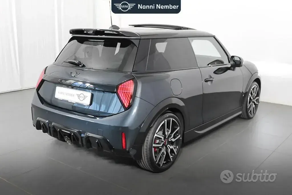 Nuova Mini John Cooper Works 231 CV (169 kW) 2026 Grigio Utilitaria