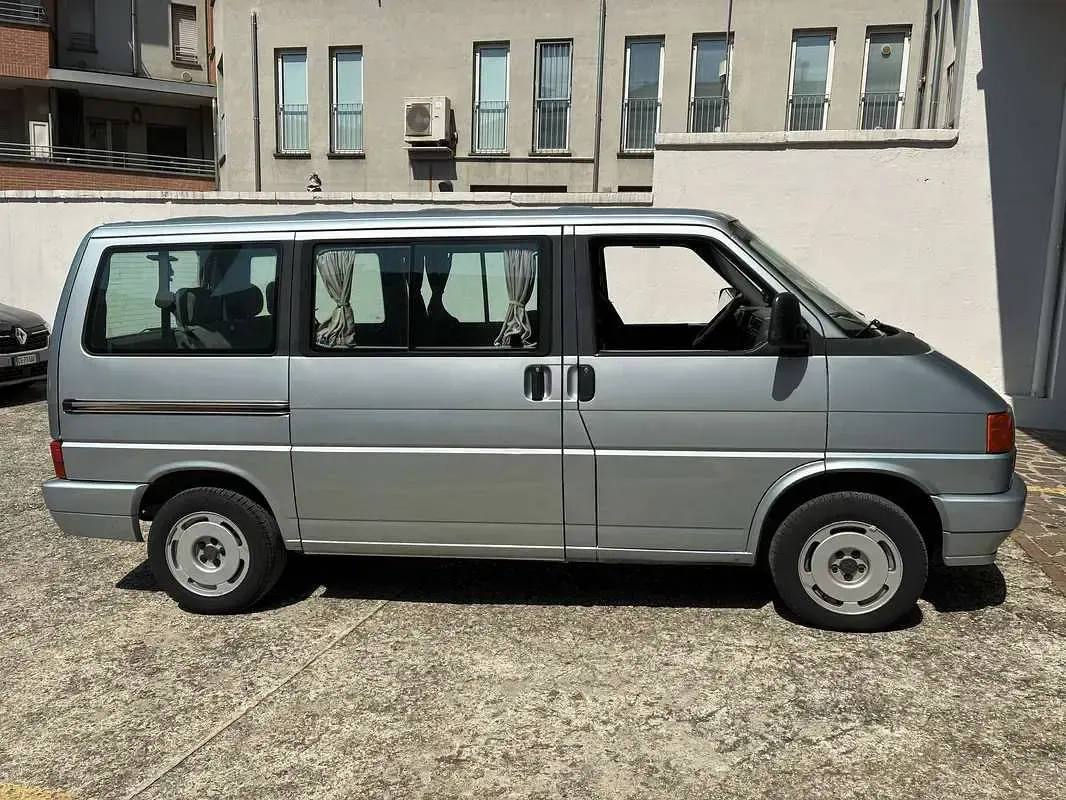 Usata VW T4 68 CV (50 kW) 1994 Argento Furgone