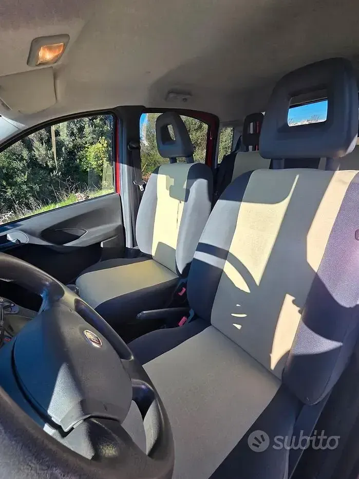 Usata Fiat Panda 69 CV (50 kW) 2010 Rosso Utilitaria