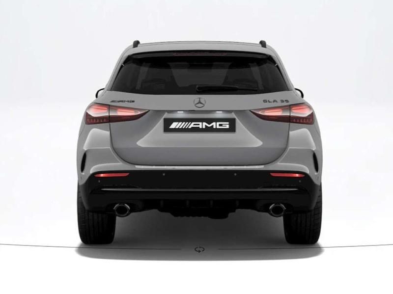 Nuova Mercedes GLA35 AMG Premium 306 CV (225 kW) 2026 Grigio alpi / metallizzato SUV