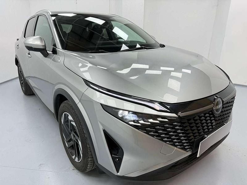 Grigio Usata 2025 Nissan Qashqai N-Connecta SUV | 27.900 € (Buon prezzo) - Immagine 1/4