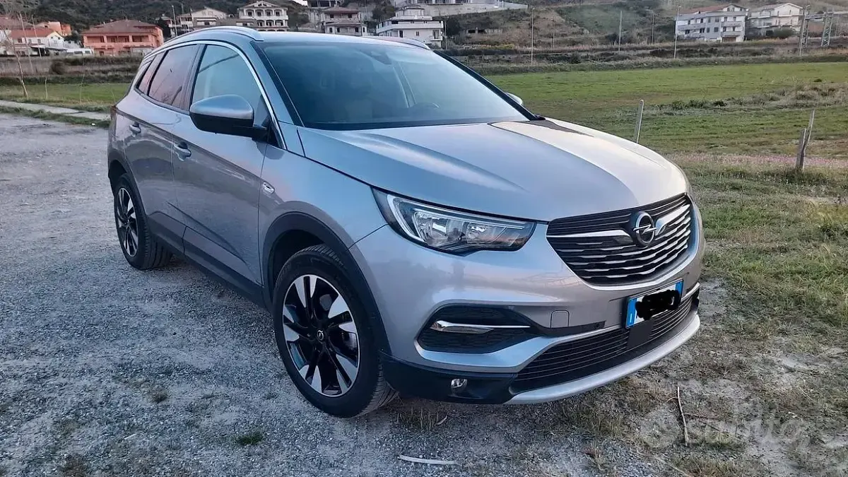 Usata Opel Grandland X Innovation 131 CV (96 kW) 2019 Grigio SUV