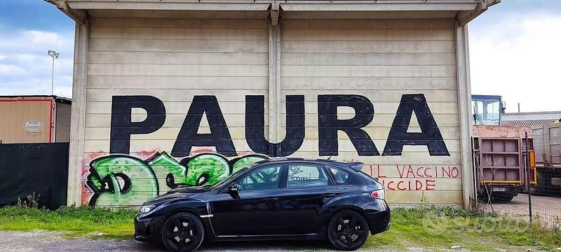 Usata Subaru Impreza 300 CV (220 kW) 2008 Nero Berlina