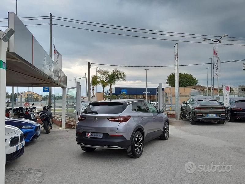Usata Opel Grandland X Innovation 120 CV (88 kW) 2018 Grigio SUV
