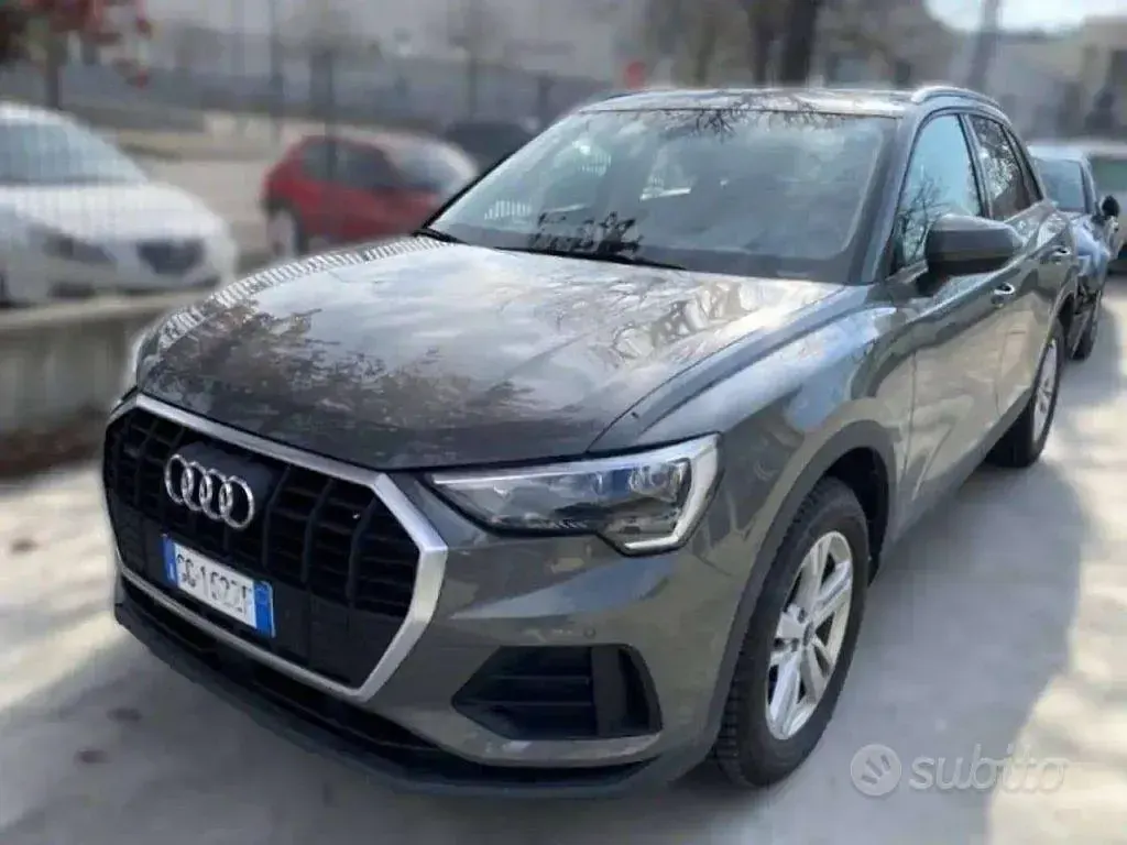 Usata Audi Q3 Business 150 CV (110 kW) 2021 Grigio SUV