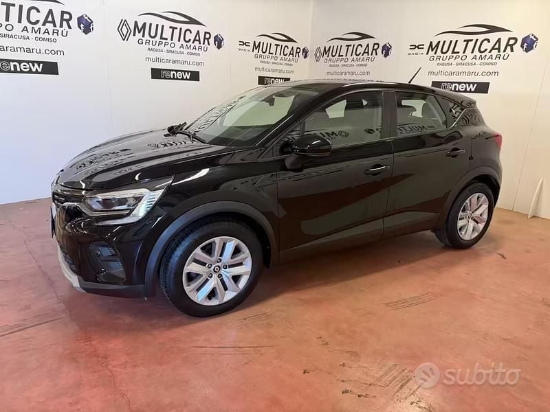 Usata Renault Captur Zen 101 CV (74 kW) 2021 Nero SUV
