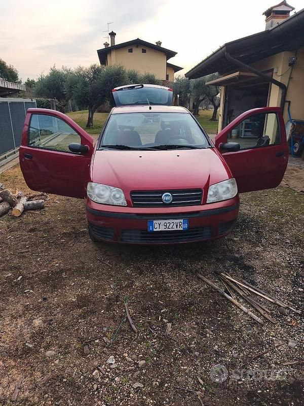 Usata Fiat Punto 2005 Rosso Utilitaria