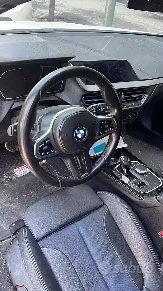 Usata BMW 116 M Sport 116 CV (85 kW) 2021 Bianco Utilitaria