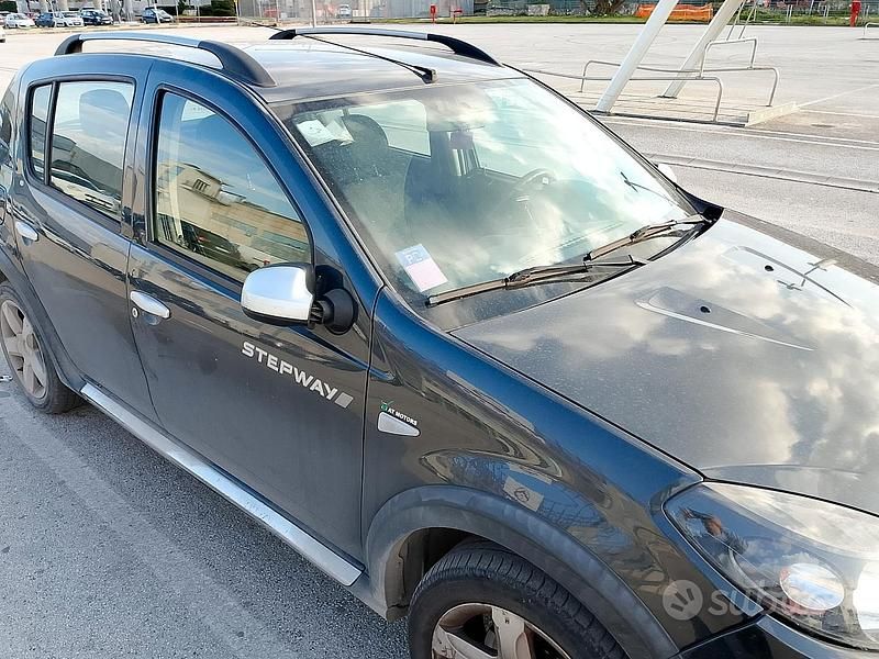 Usata Dacia Sandero Stepway 2012 Nero Monovolume