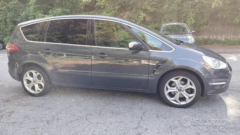 Usata Ford S-MAX S 200 CV (147 kW) 2012 Grigio Monovolume