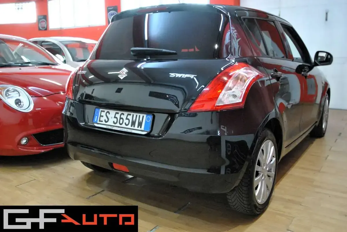 Usata Suzuki Swift GL 94 CV (69 kW) 2013 Nero Utilitaria