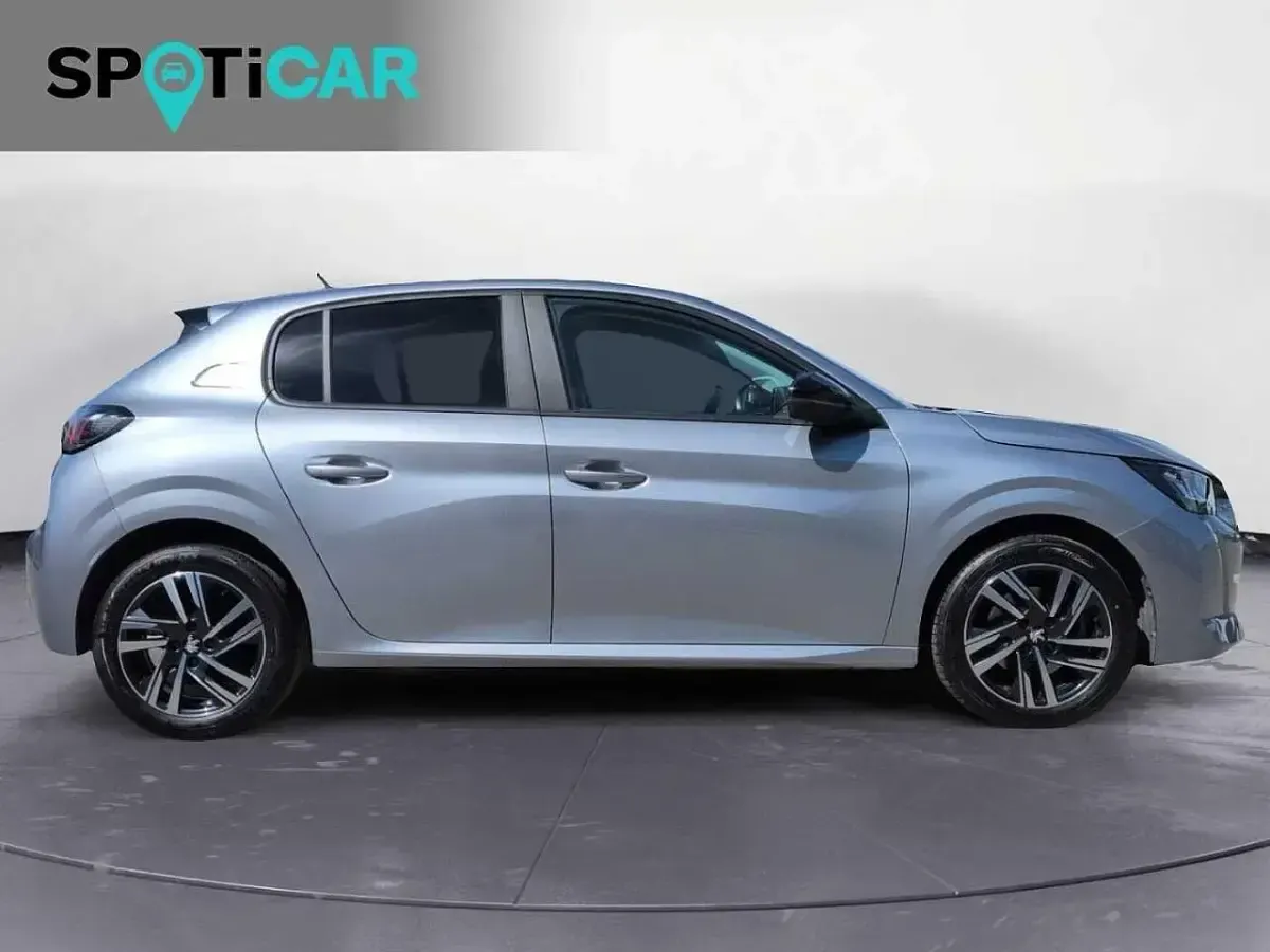 Usata Peugeot 208 Active 101 CV (74 kW) 2023 Grigio Utilitaria