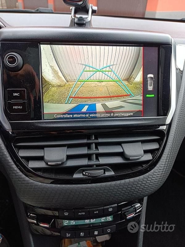 Usata Peugeot 2008 GT-line 110 CV (80 kW) 2016 Bianco SUV
