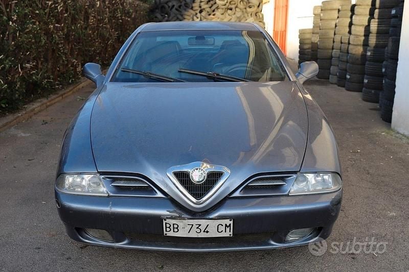 Usata Alfa Romeo 166 205 CV (150 kW) 1998 Blu Berlina