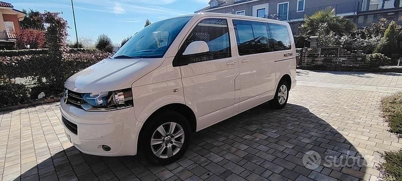 Usata VW T5 2011 Bianco Furgone