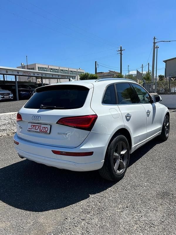 Usata Audi Q5 150 CV (110 kW) 2015 Bianco SUV