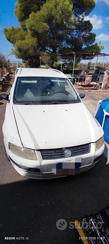 Usata Fiat Stilo 120 CV (88 kW) 2006 Bianco Berlina