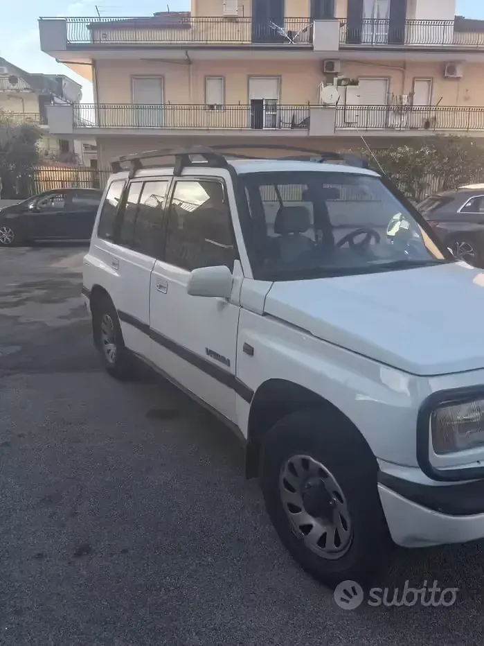 Usata Suzuki Vitara 96 CV (70 kW) 1992 SUV