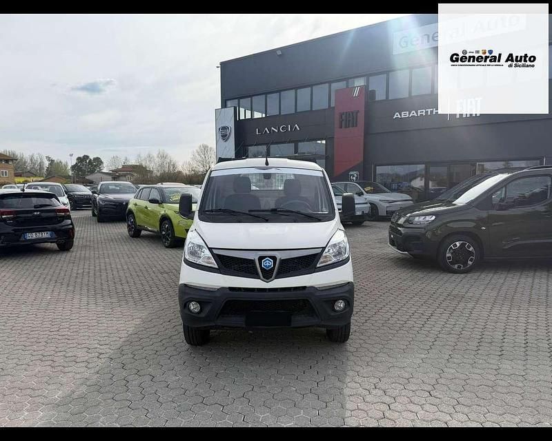 Usata Piaggio Porter 102 CV (75 kW) 2021 Bianco Monovolume