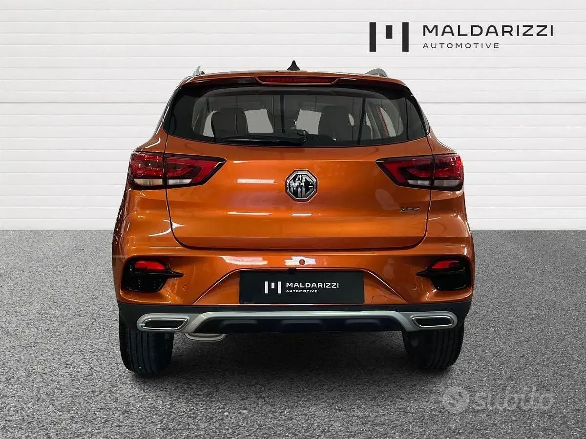 Usata MG ZS Comfort 116 CV (85 kW) 2025 Arancione SUV