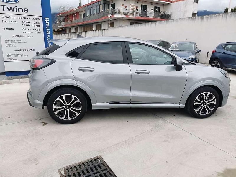 Usata Ford Puma ST-Line 125 CV (91 kW) 2022 Solar silver SUV