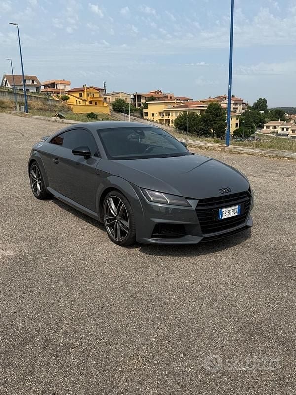 Usata Audi TT S-Line 230 CV (169 kW) 2018 Grigio Coupé