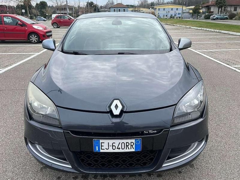 Grigio Usata 2011 Renault Mégane GT Line GT-Line Coupé | 4490 € (Ottimo prezzo) - Immagine 1/4