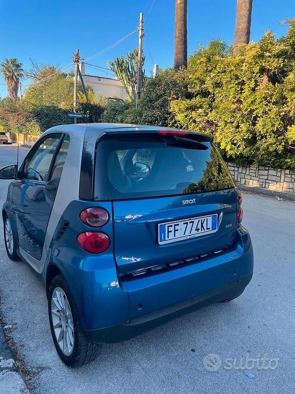 Usata Smart ForTwo Coupé 71 CV (52 kW) 2009 Utilitaria