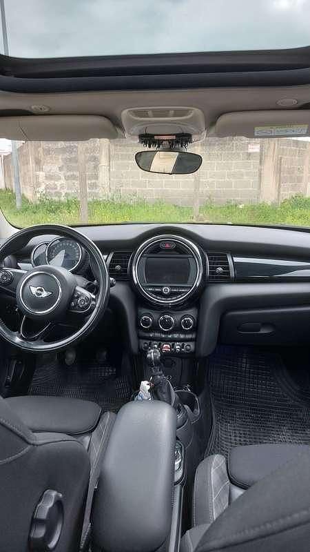 Usata Mini Cooper D 116 CV (85 kW) 2016 Blu/azzurro Utilitaria