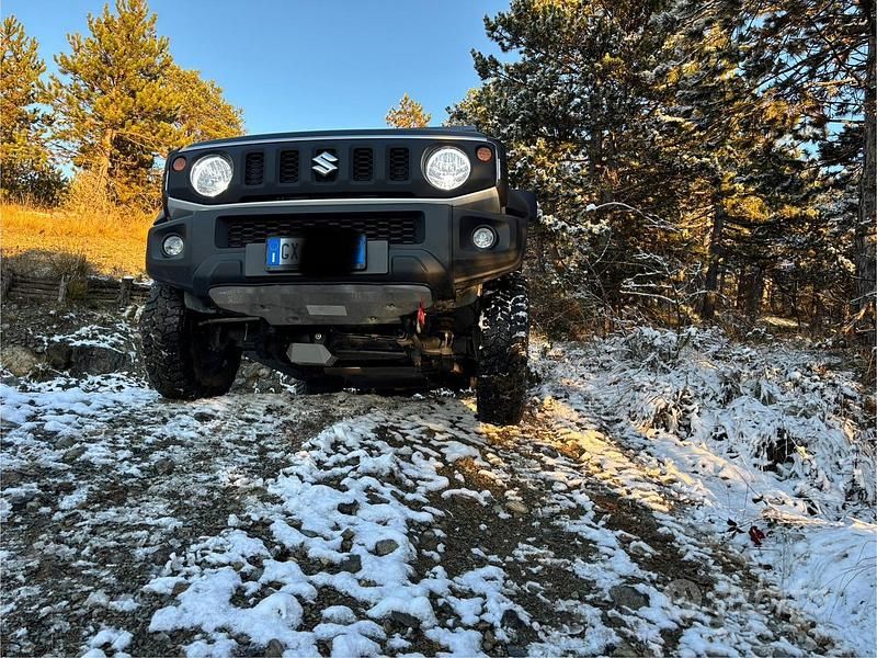 Second-hand Suzuki Jimny 102 CP (75 kW) 2024 SUV