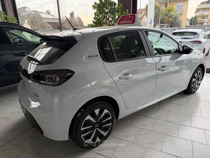 Ny Peugeot 208 110 HK (80 kW) 2026 Vit Halvkombi