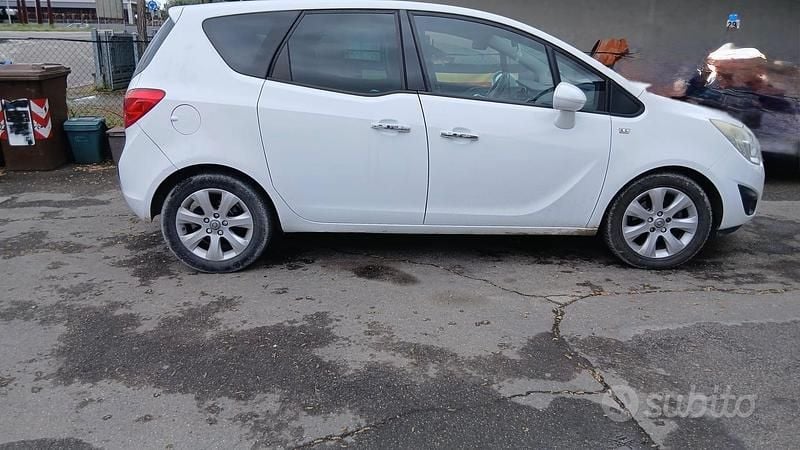 Occasion Opel Meriva 120 ch (88 kW) 2012 Blanc Monospace