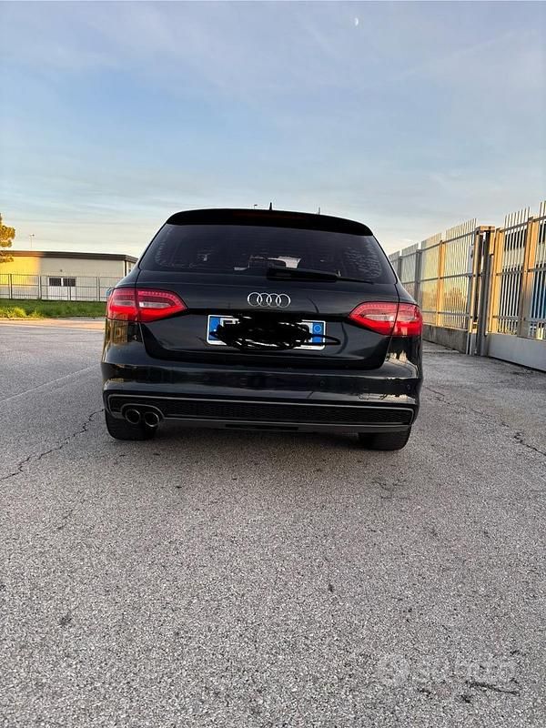 Usata Audi A4 S-Line 150 CV (110 kW) 2013 Nero Station wagon