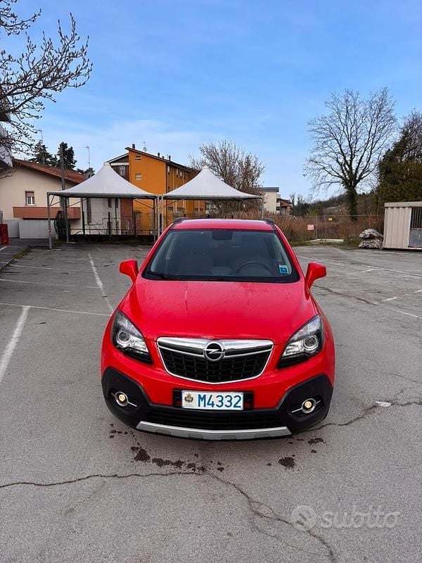 Usata Opel Mokka Cosmo 131 CV (96 kW) 2015 Rosso SUV