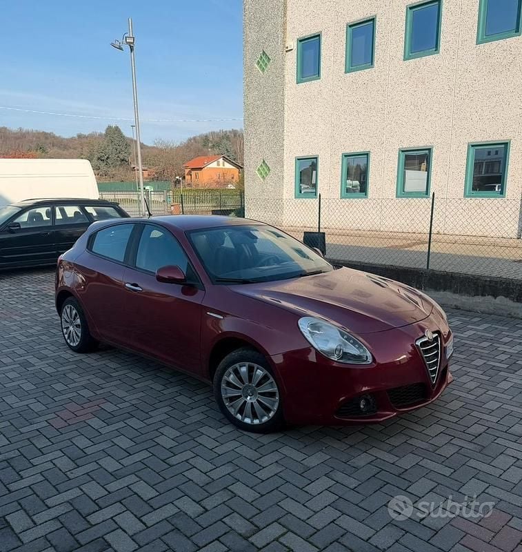 Usata Alfa Romeo Giulietta 170 CV (125 kW) 2010 Rosso Utilitaria