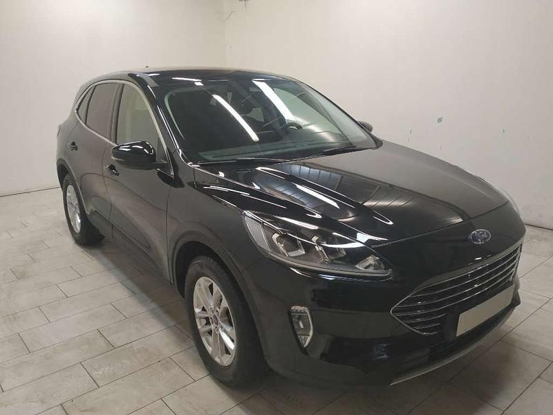 Usata Ford Kuga Titanium 120 CV (88 kW) 2021 Nero SUV