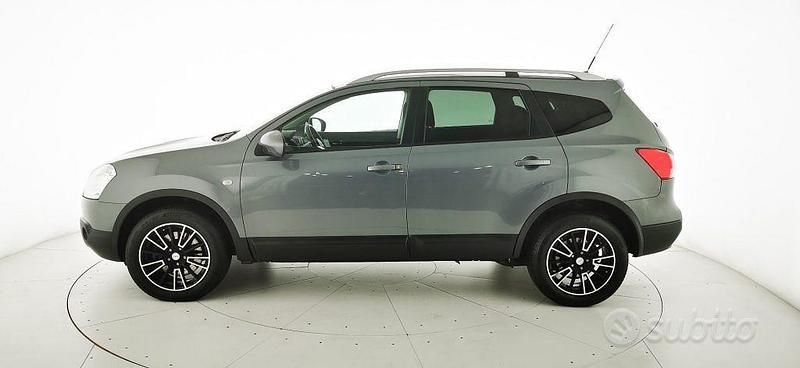 Usata Nissan Qashqai +2 Tekna 150 CV (110 kW) 2009 Grigio SUV