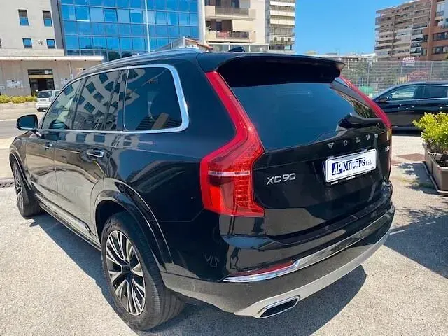 Usata Volvo XC90 Inscription 235 CV (172 kW) 2021 Nero SUV