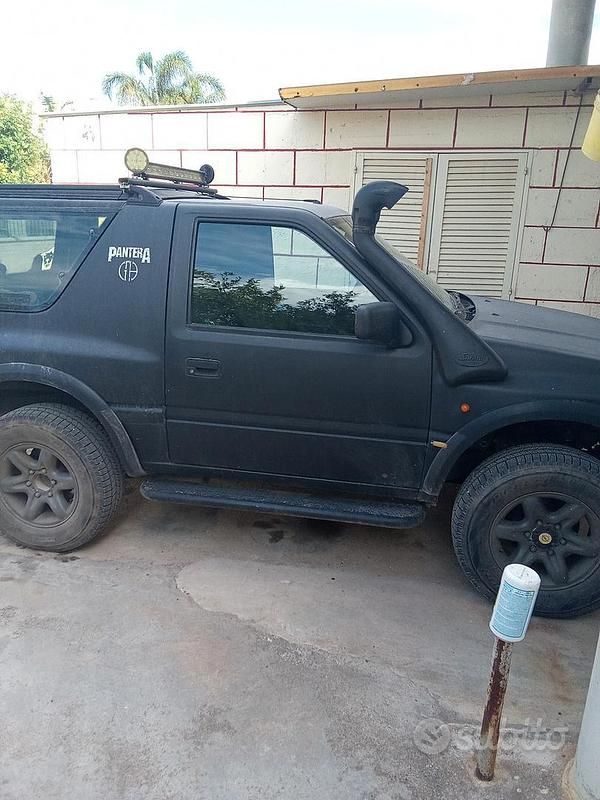 Usata Opel Frontera 116 CV (85 kW) 1997 Nero SUV