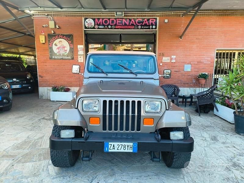 Usado Jeep Wrangler 120 CV (88 kW) 1988 SUV