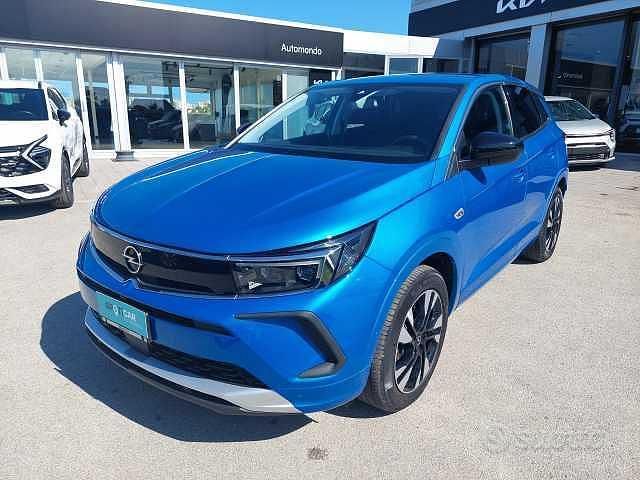 Usata Opel Grandland X Business Elegance 131 CV (96 kW) 2022 Blu SUV