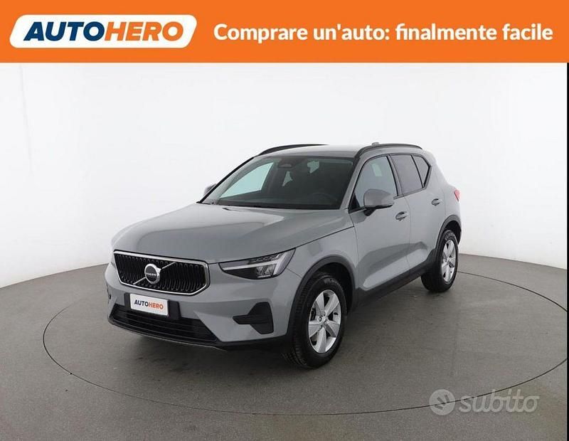 Usata Volvo XC40 163 CV (119 kW) 2025 Grigio SUV