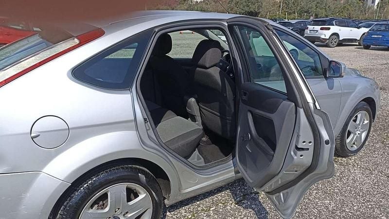 Usata Ford Focus Titanium 90 CV (66 kW) 2008 Berlina