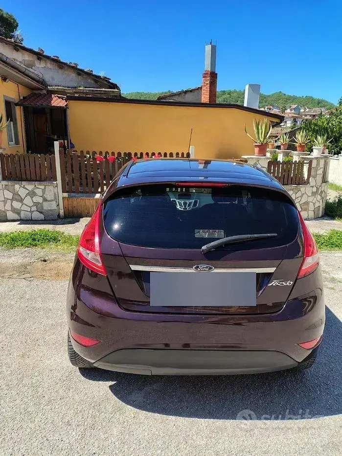 Usata Ford Fiesta 97 CV (71 kW) 2009 Berlina