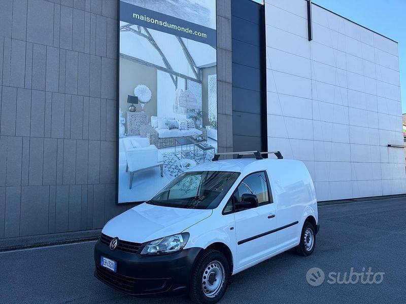 Usata VW Caddy 102 CV (75 kW) 2011 Bianco Monovolume