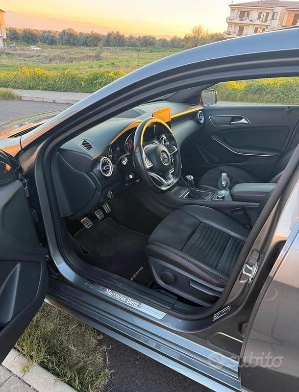 Usata Mercedes A200 2015 Grigio Berlina