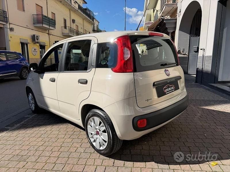 Usata Fiat Panda Easy 70 CV (51 kW) 2017 Bianco Utilitaria