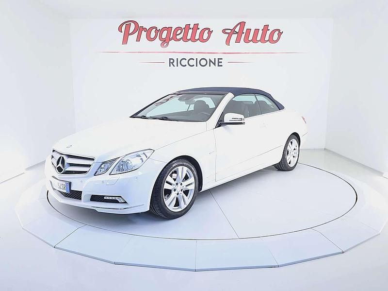 Occasion Mercedes E220 Avantgarde 170 ch (125 kW) 2010 Blanc Cabriolet