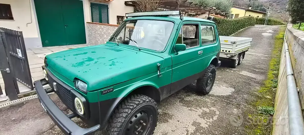 Usata Lada niva 78 CV (57 kW) 1982 Verde SUV