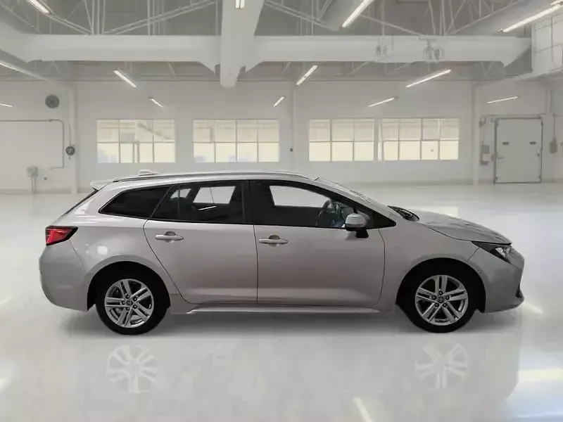 Usata Toyota Corolla Business Edition 98 CV (72 kW) 2021 Grigio Station wagon